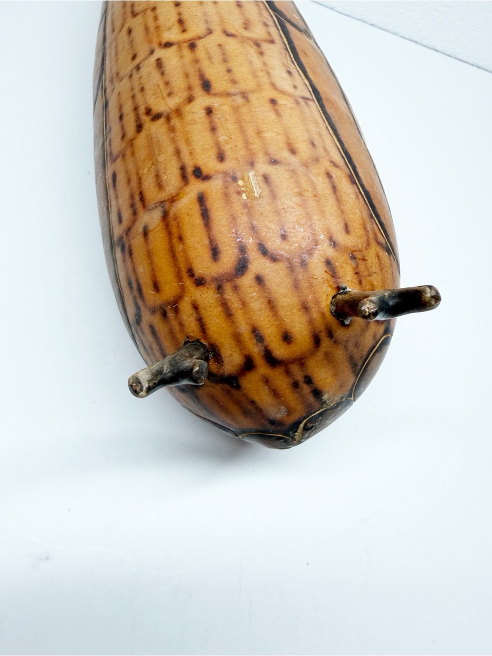 Vintage Folk Art Hand Carved Etched Penguin Gourd - Picture 7 of 9
